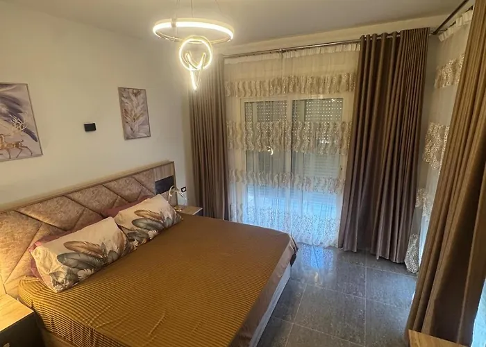 Sunny Apartment *