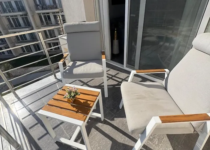 Apartment Sunny